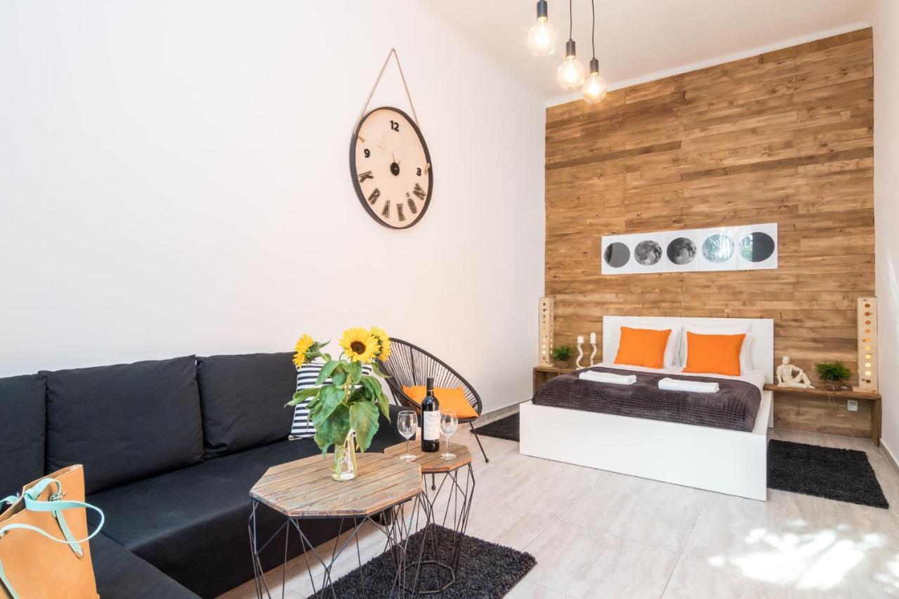 Cracow Best Location Apartment With Garden By Cozyplace Cracovia Exterior foto