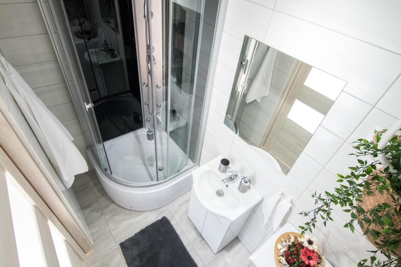 Cracow Best Location Apartment With Garden By Cozyplace Cracovia Exterior foto