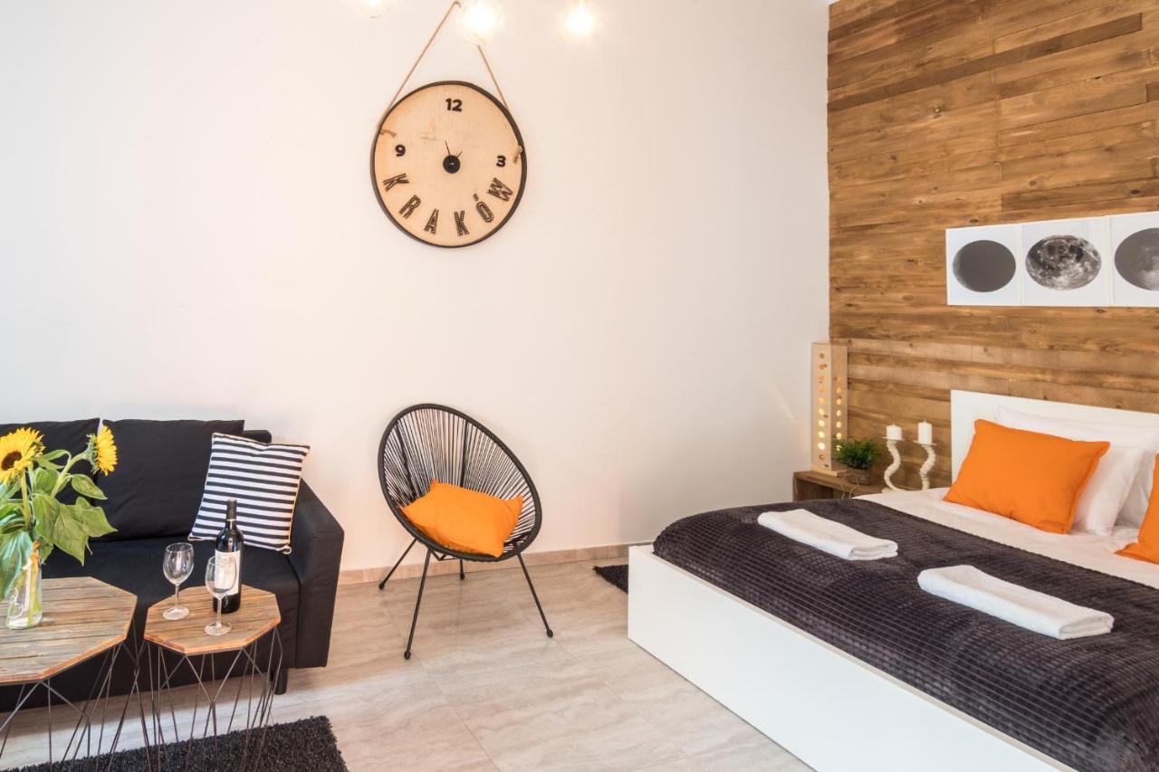 Cracow Best Location Apartment With Garden By Cozyplace Cracovia Exterior foto